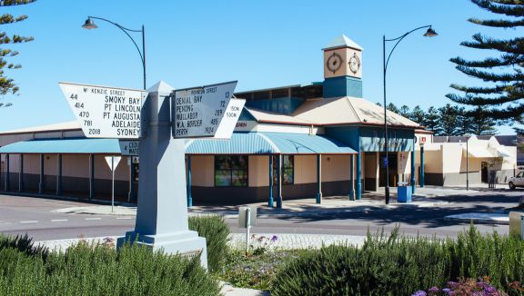 Directional signposts in Ceduna township (Rob Lang)