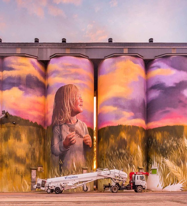 ART ON THE EYRE PENINSULA - AN UNEXPECTED TREASURE TROVE